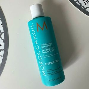 BRAND NEW - MOROCCANOIL HYDRATING SHAMPOO. FULL BOTTLE.